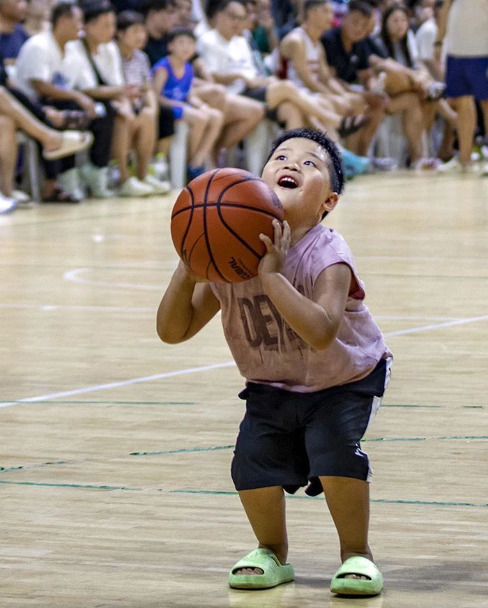 中蔓延, 赛事, LAAA 中蔓延, 赛事, LAAA