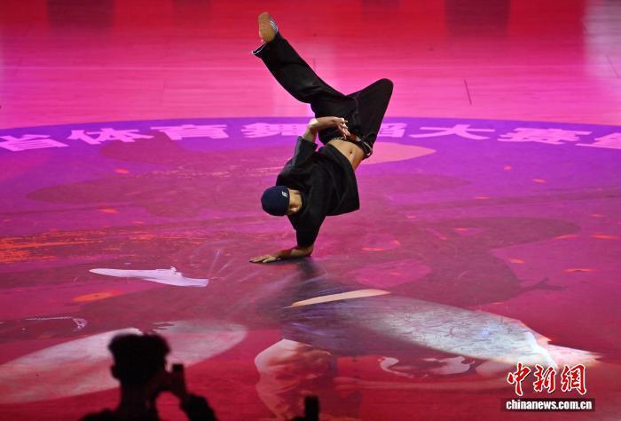 练的选手更, 日率先上演 练的选手更, 日率先上演