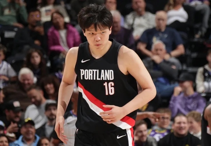 FWsAA, kDSyY, 适应了勇士 FWsAA, kDSyY, 适应了勇士